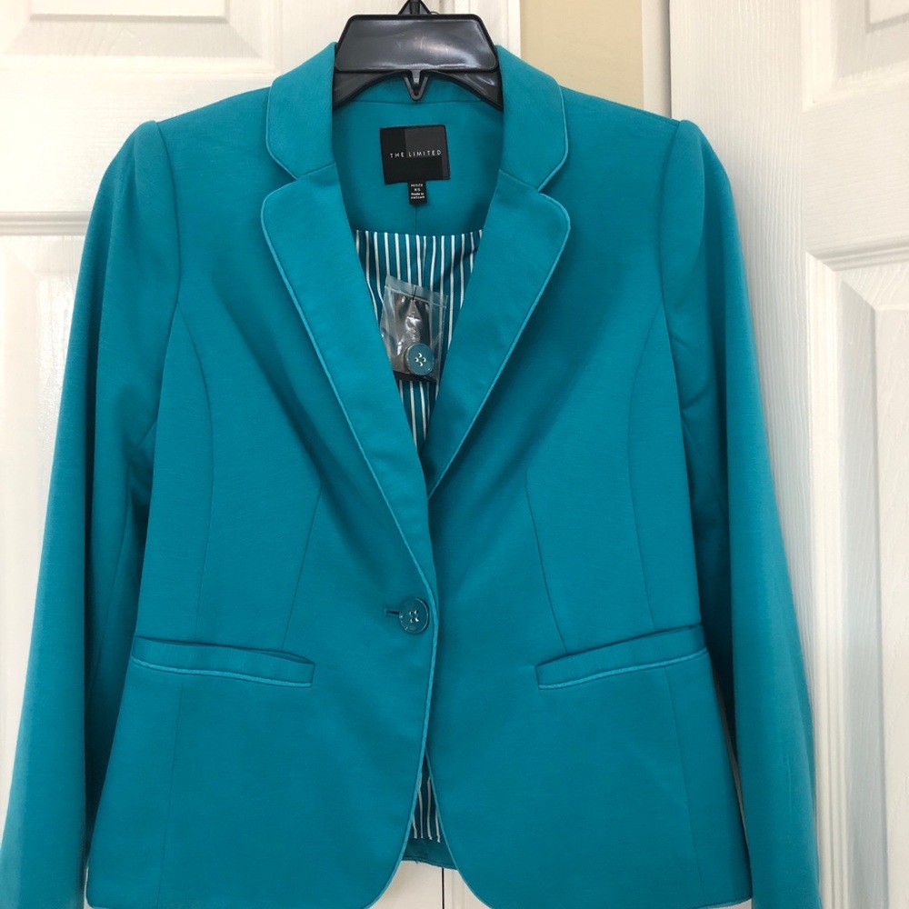 Blazer - Picture 2 of 4
